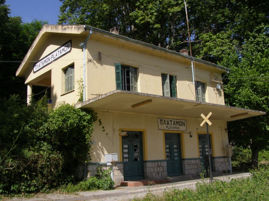 Der Bahnhof von Platamon